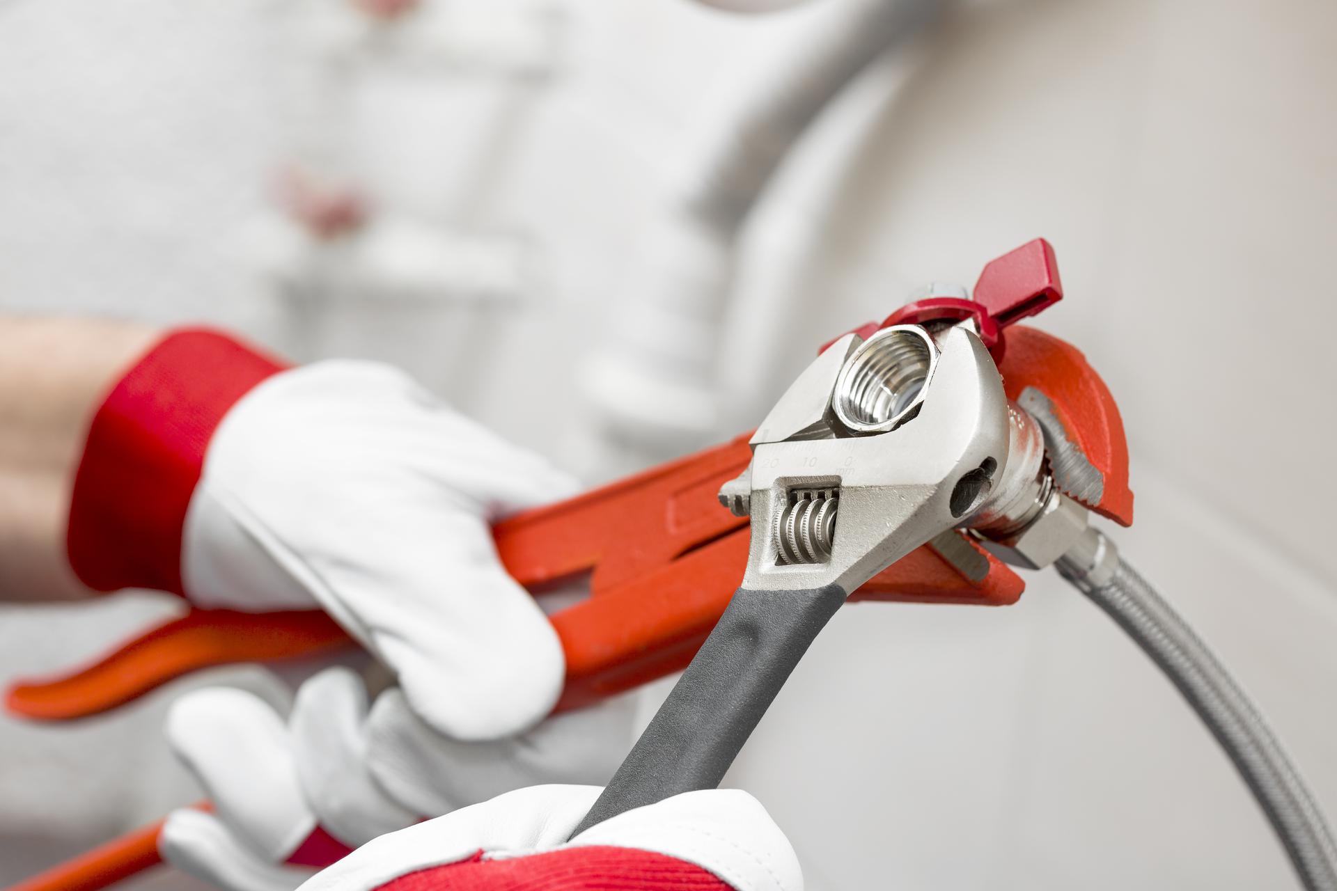 Taharet Musluğu Hortum Değişimi